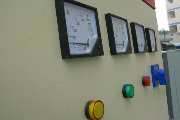 谢通门综合计量柜 经久耐用维修电源馈电柜-配电